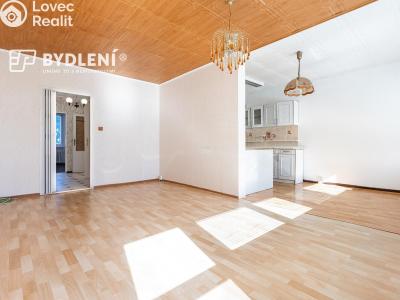Prodej bytu 3+1 Teplice, Trnovanská č. 8