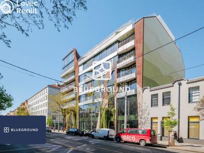 Аренда квартиры 2+KK Praha, Komunardů č. 15