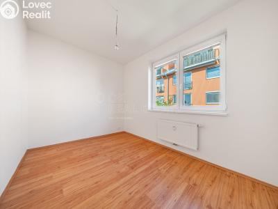 Sale apartment 2+KK Jinočany, Za Devítkou č. 6