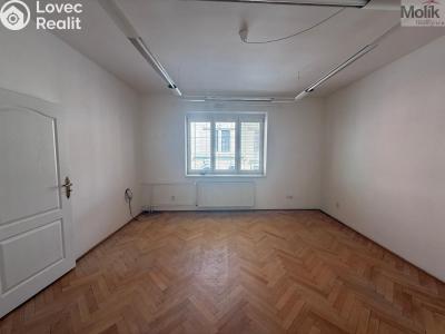 Аренда квартиры 3+1 Chomutov, Školní č. 5