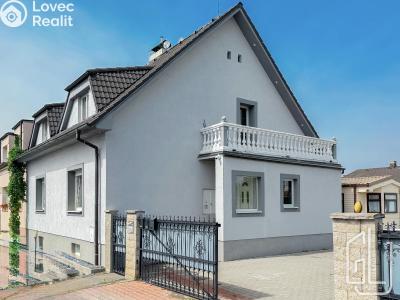 Rent family house Praha, Paběnická č. 1
