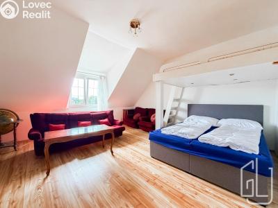 Rent family house Praha, Paběnická č. 9