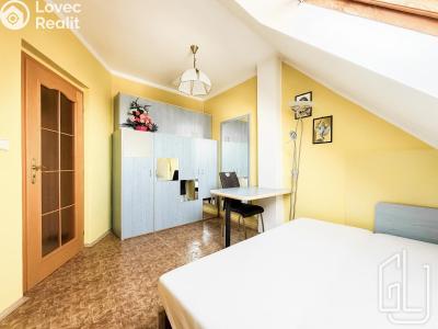 Rent family house Praha, Paběnická č. 12