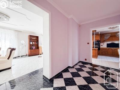 Rent family house Praha, Paběnická č. 18