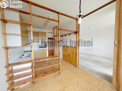 Продаж квартири 2+1 Brno, Pellicova č. 2
