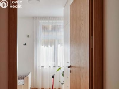 Аренда квартиры 4+KK Praha, Pod strašnickou vinicí č. 4