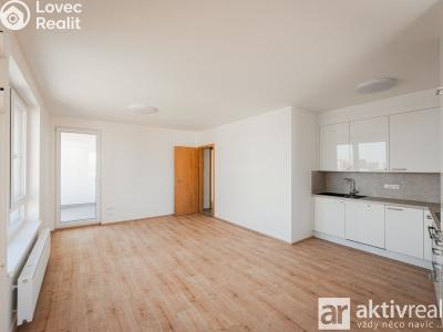 Pronájem bytu 4+KK Praha, Stočesova č. 32