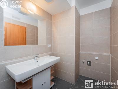 Pronájem bytu 4+KK Praha, Stočesova č. 12