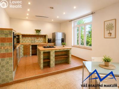 Продаж квартири 3+1 Český Těšín, Ostravská č. 1