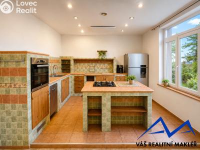 Продаж квартири 3+1 Český Těšín, Ostravská č. 8