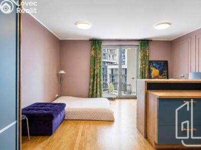 Продаж квартири 1+KK Praha, Mezi vodami č. 3