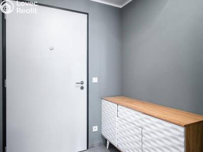 Продаж квартири 1+KK Praha, Mezi vodami č. 12