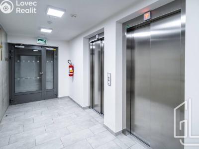 Продаж квартири 1+KK Praha, Mezi vodami č. 23