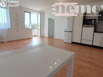 Продаж квартири 2+KK Jesenice, Na Okruhu 1401 č. 1