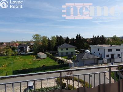 Продаж квартири 2+KK Jesenice, Na Okruhu 1401 č. 9