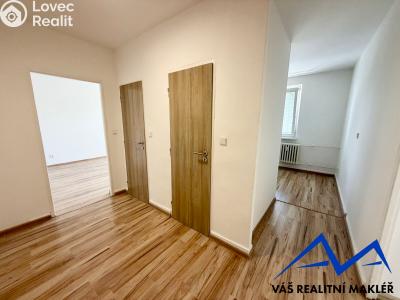 Аренда квартиры 2+1 Karviná, Kosmonautů č. 4
