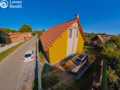 Prodej rodinného domu Plaňany č. 28