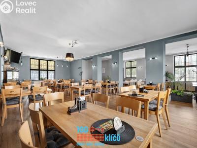 Pronájem restaurace Praha, Roztylské náměstí č. 8