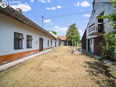 Prodej rodinného domu Žiželice č. 5