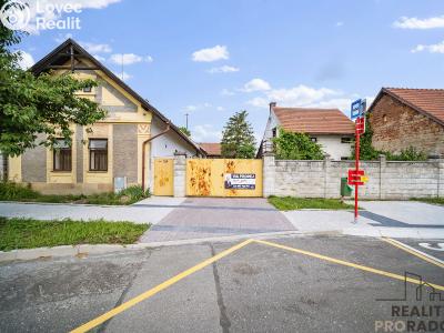 Prodej rodinného domu Žiželice č. 30