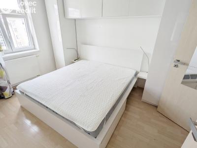 Pronájem bytu 2+KK Praha, Kolínská č. 6