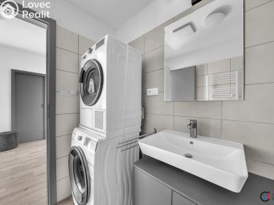 Sale apartment 2+KK Pardubice, U Sportovní školy 371 č. 9
