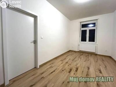 Rent apartment 3+1 Praha, Na Pankráci č. 3