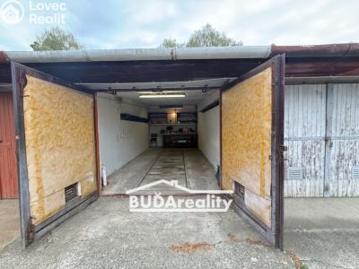 Sale garage Hulín, Záhlinická č. 1
