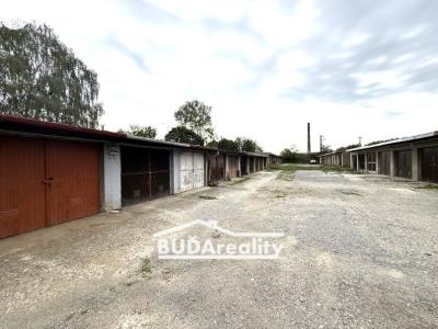 Sale garage Hulín, Záhlinická č. 4