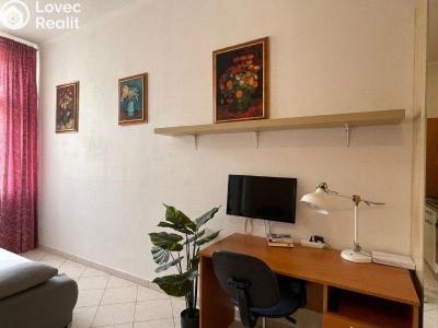 Оренда квартири 2+KK Praha, Tyršova č. 8