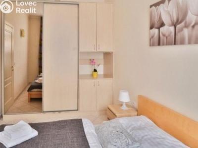 Оренда квартири 2+KK Praha, Tyršova č. 2