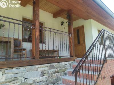 Sale cottage Makov, č. 51