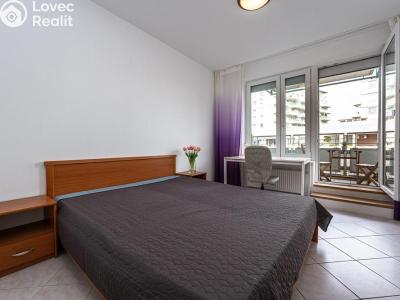 Pronájem bytu 2+KK Praha, Petržílkova č. 6