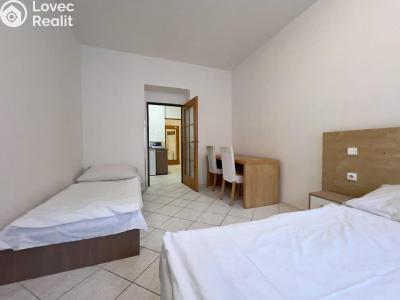 Pronájem bytu 1+1 Praha, U Santošky č. 1