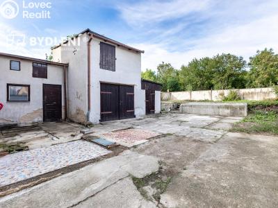 Sale family house Krupka, Náves 84 č. 8