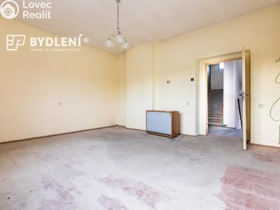 Sale family house Krupka, Náves 84 č. 23