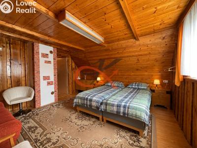 Sale hut Nový Hrozenkov č. 14
