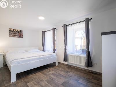 Prodej rodinného domu Jedlany č. 15