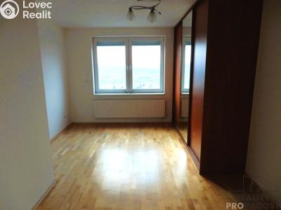 Оренда квартири 4+KK Praha, Semická č. 4