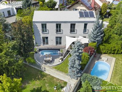 Продаж багатогенного будинку Praha, Žďárská č. 6