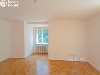 Rent office space Praha, Na Zátorce č. 3