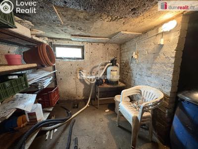 Sale hut Háje č. 8