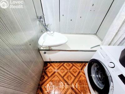 Prodej bytu 2+1 Chomutov, Holešická 4739 č. 5