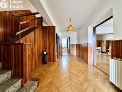 Продажа семейного дома Rovensko pod Troskami, Riegrova 462 č. 4