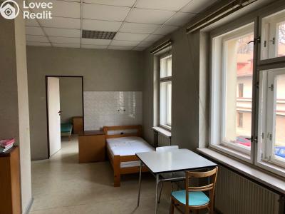 Продаж торгового приміщення Jilemnice, Čsl. Legií 612 č. 12