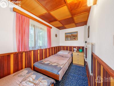 Sale hut Šemnice č. 5