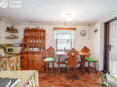 Sale hut Šemnice č. 12