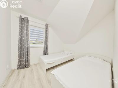 Rent family house Postřižín, Datlová 670 č. 20