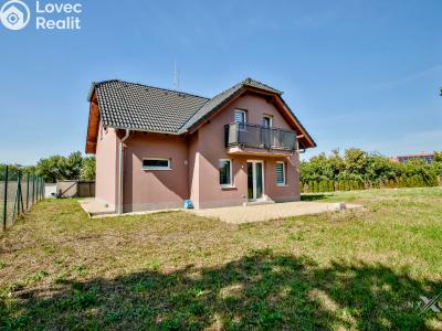 Rent family house Postřižín, Datlová 670 č. 31