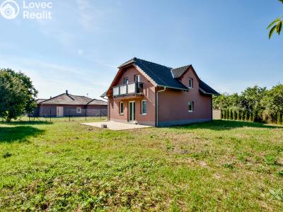 Rent family house Postřižín, Datlová 670 č. 32